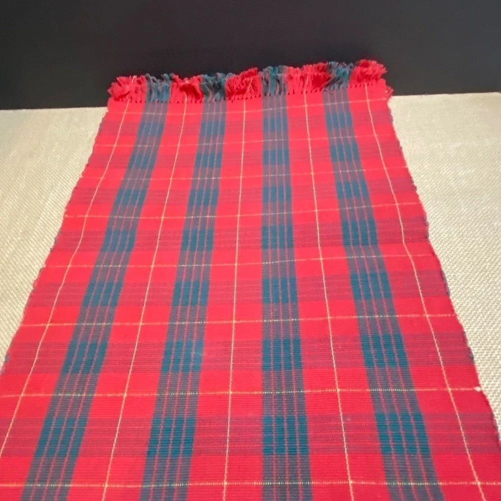 Christmas Placemats Woven Rattan‎ Straw Raffia Set Of 12 Red, Green Traditional